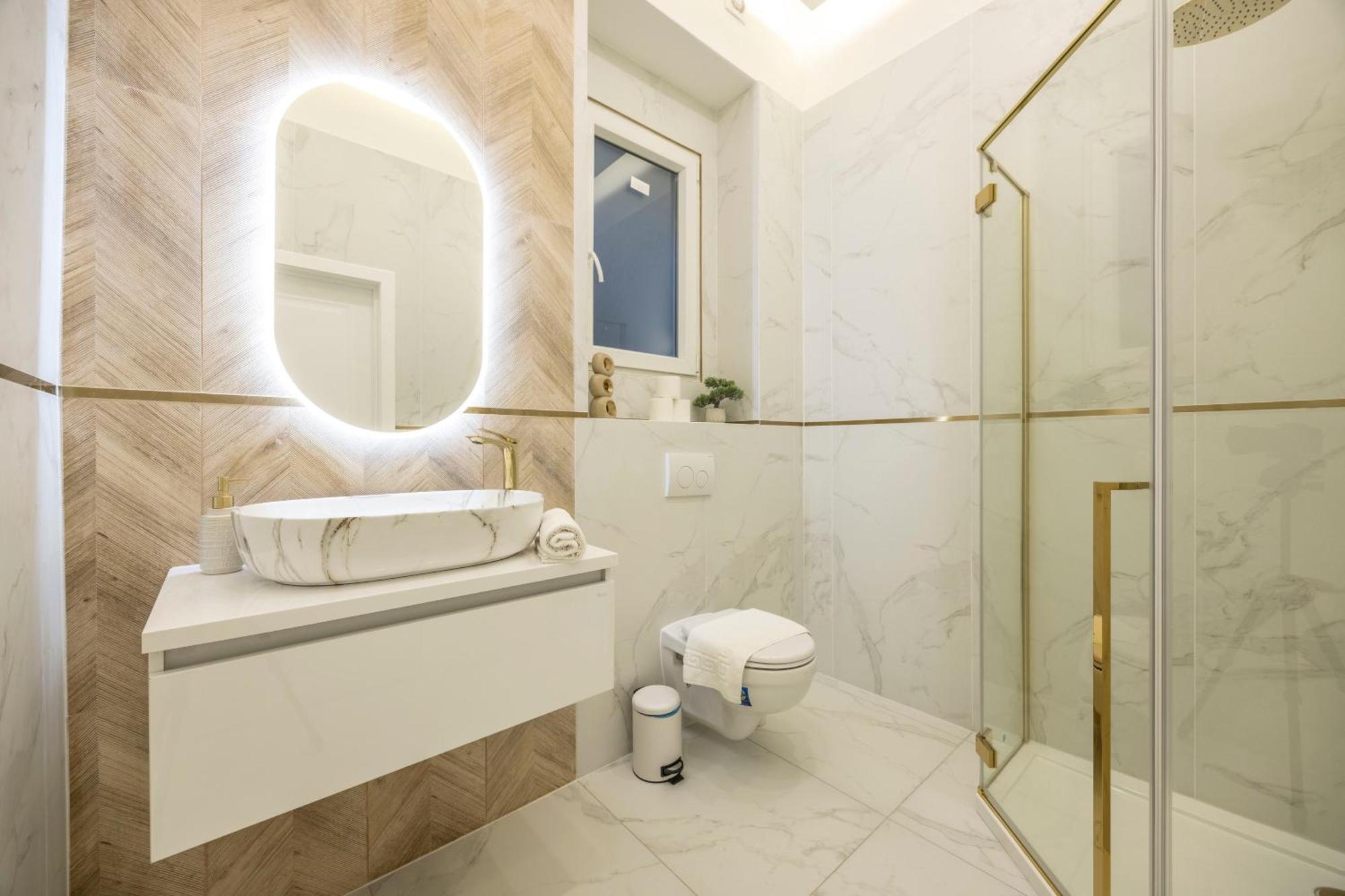 Luxurious Charming E47 Center By Prestige Homes Апартаменти *